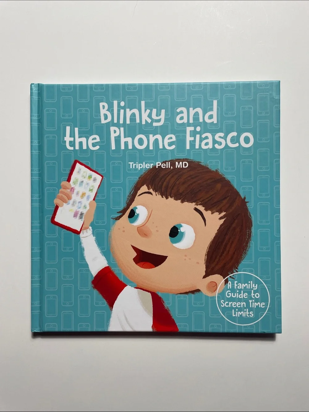 ๐ 4/$20 Blinky and the Phone Fiasco | Kids Books, Childrens Book - Picture 1 of 3